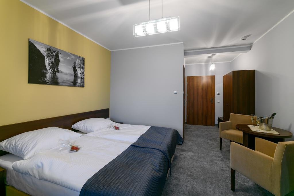 Hotel Ck Kalina Lądek-Zdrój Habitación foto